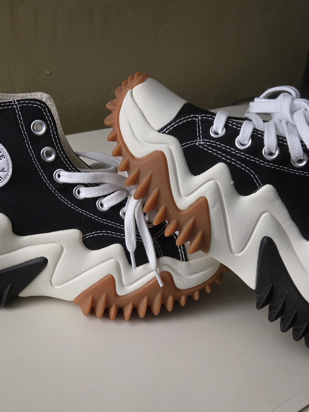 Converse Run Star Motion Platform Hi Athletic Sneakers Nwob Womens Size 5.5